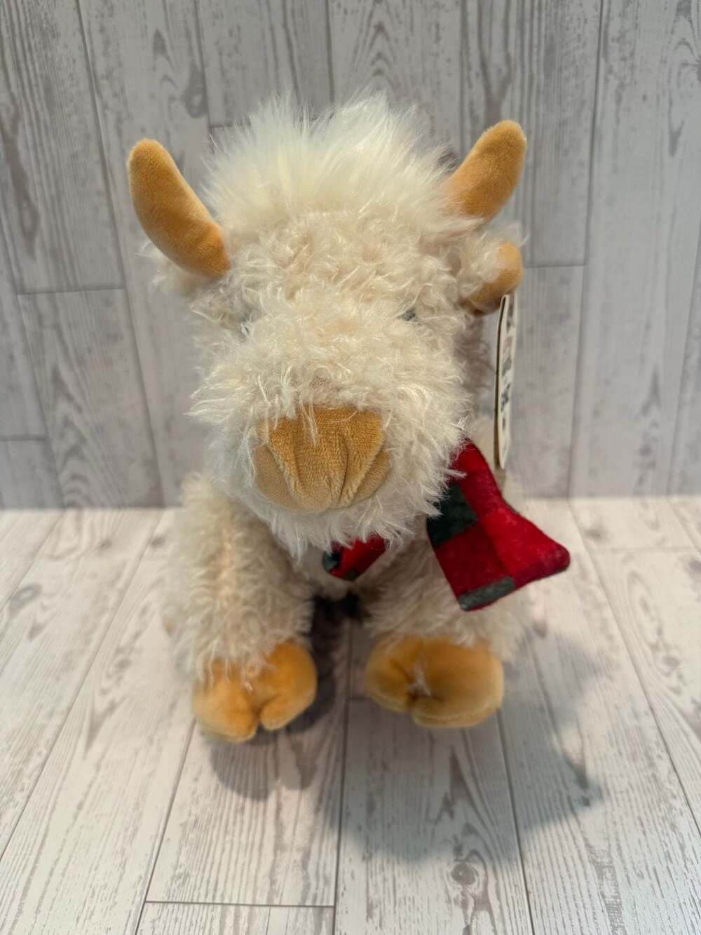 Ganz Highland Cow Plush Scarf